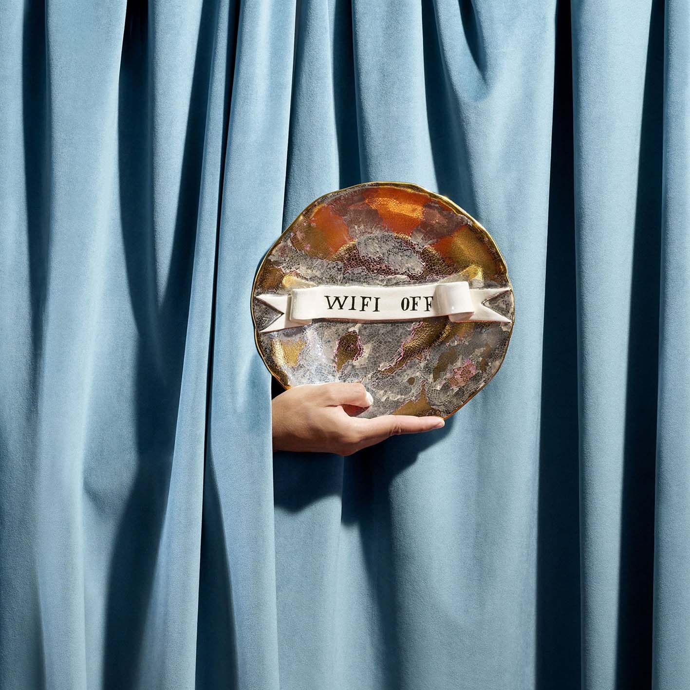 Ruan Hoffman Plate With Ribbon Wifi Off - L'Objet - Image 5